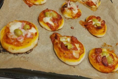 Cliquez pour zoomer ! Pizzette Thermomix par Corinne B80