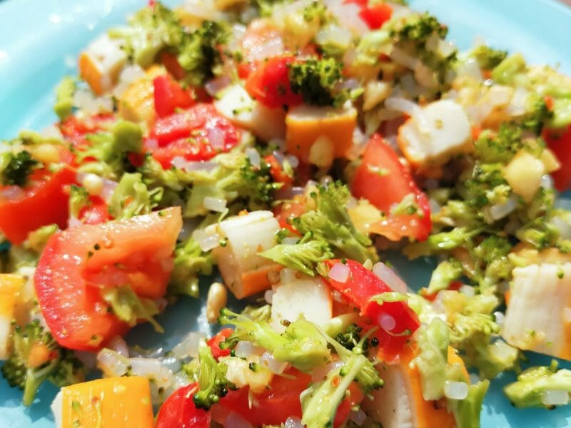 Cliquez pour zoomer ! Salade de brocolis Thermomix par Corinne B80