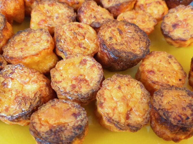 Cliquez pour zoomer ! Mini cannelés chorizo comté Thermomix par Corinne B80