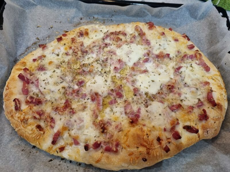 Cliquez pour zoomer ! Fougasse chèvre et lardons Thermomix par titeliloute42