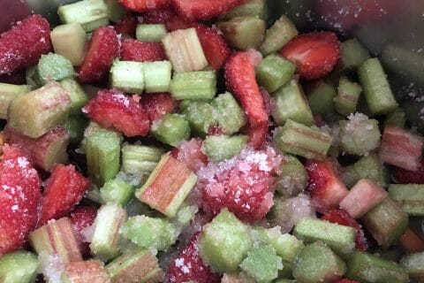 Cliquez pour zoomer ! Confiture fraise rhubarbe Thermomix par @Myri