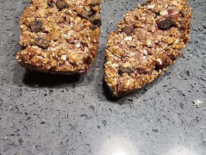 Cliquez pour zoomer ! Barres de céréales à l’avoine, noisettes, banane et chocolat Thermomix par soaz33