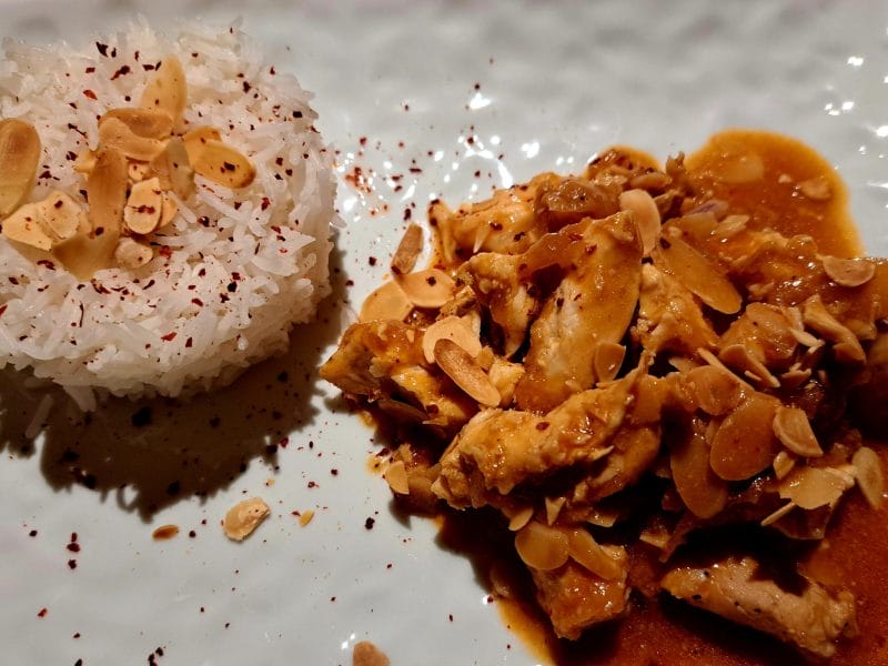 Cliquez pour zoomer ! Poulet aux amandes Thermomix par sandlemaitre