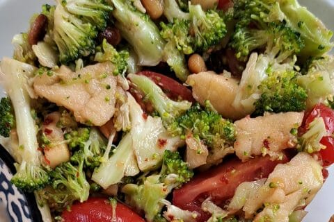 Cliquez pour zoomer ! Salade de brocolis Thermomix par sandlemaitre