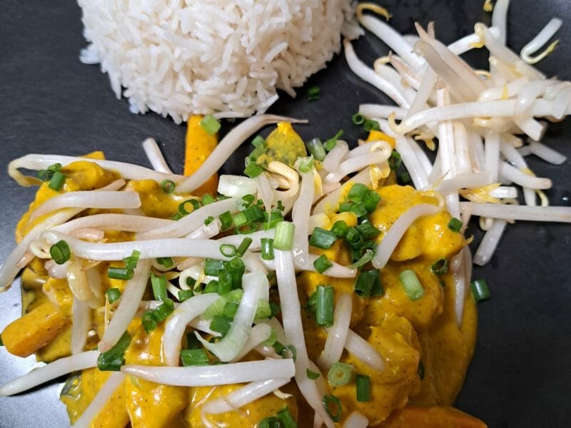 Cliquez pour zoomer ! Poulet coco aux 3 épices Thermomix par sandlemaitre