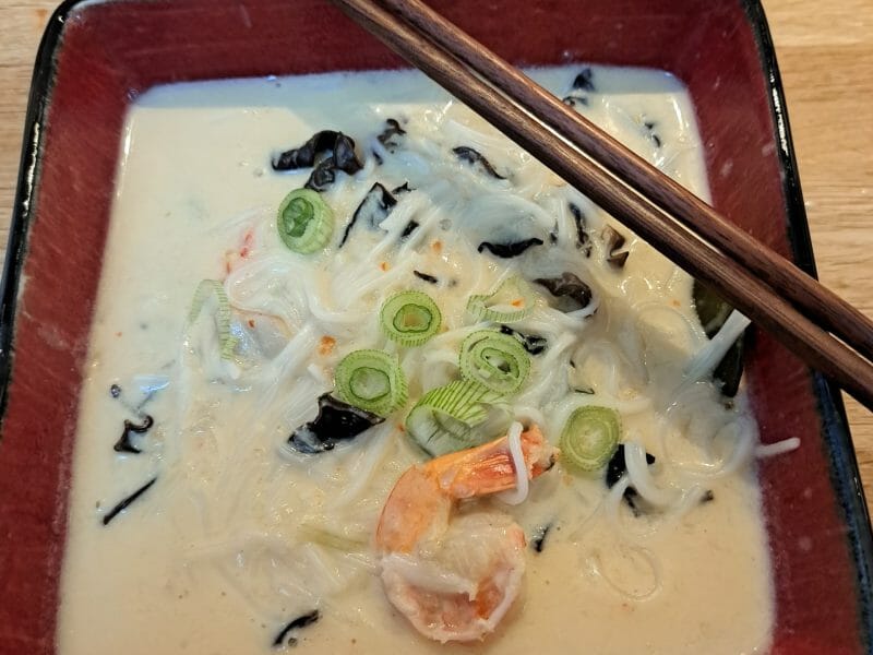 Cliquez pour zoomer ! Soupe thaï crevettes et lait de coco Thermomix par sandlemaitre