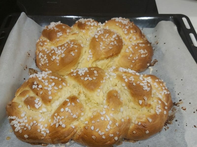 Cliquez pour zoomer ! Brioche tressée à la mie filante Thermomix par canelle13