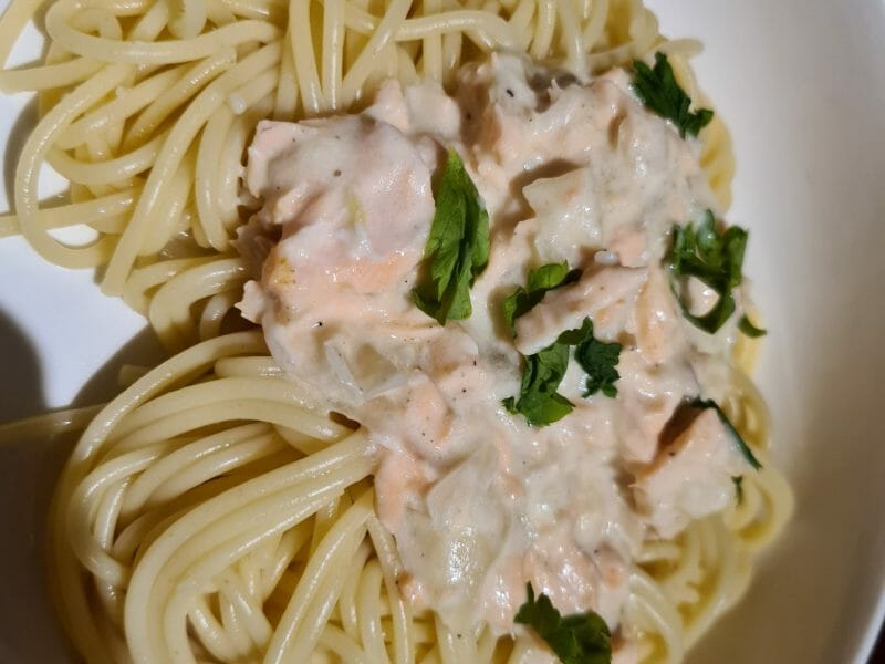 Cliquez pour zoomer ! Spaghettis au saumon fumé Thermomix par zepounette4933