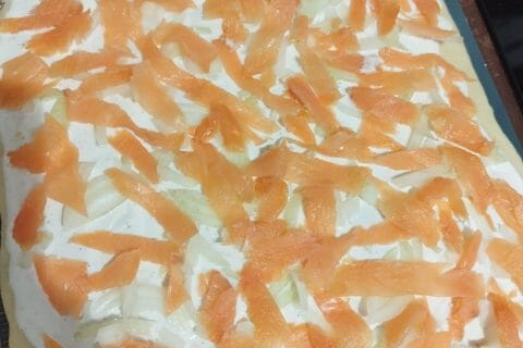 Cliquez pour zoomer ! Tarte flambée rapide au saumon fumé Thermomix par nininosaure