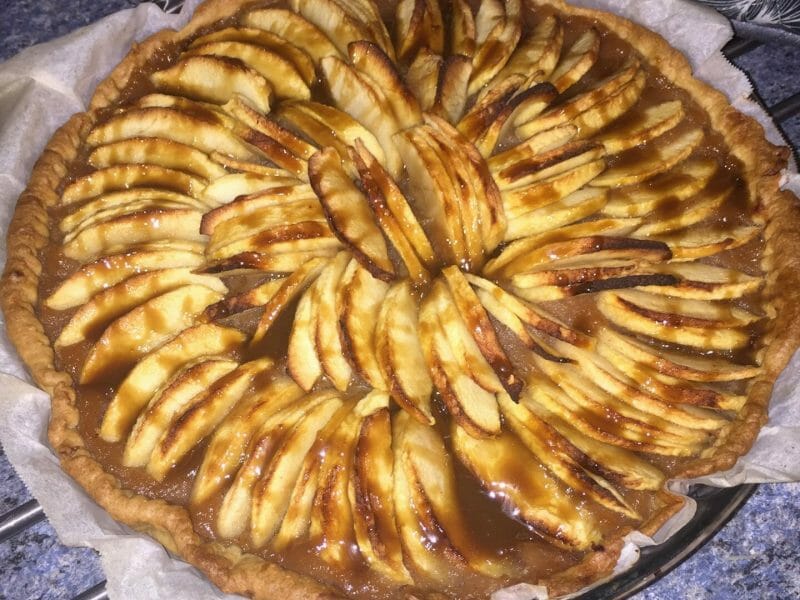 Cliquez pour zoomer ! Tarte pom’pote et caramel beurre salé Thermomix par Maeluciju