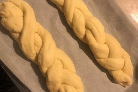 Cliquez pour zoomer ! Brioche tressée à la mie filante Thermomix par chloe_251