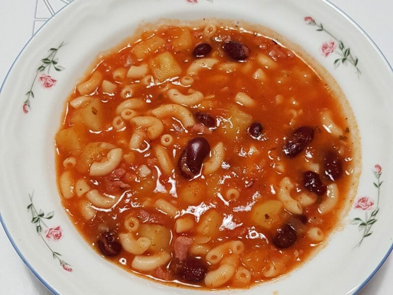Cliquez pour zoomer ! Soupe aux haricots rouges et coquillettes Thermomix par Mimala