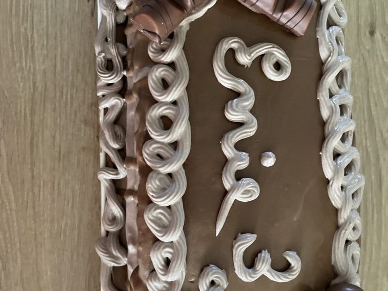 Cliquez pour zoomer ! Layer cake Kinder Bueno Thermomix par sarah_418