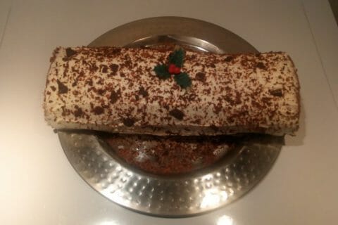 Cliquez pour zoomer ! Bûche forêt noire Thermomix par Clem72