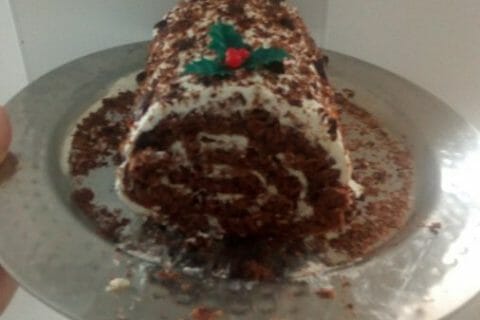 Cliquez pour zoomer ! Bûche forêt noire Thermomix par Clem72