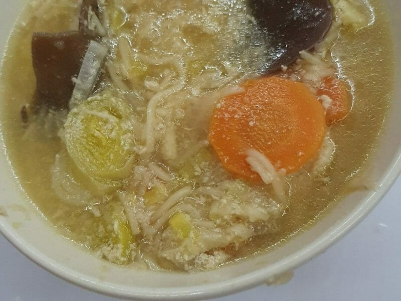 Cliquez pour zoomer ! Bouillon Chinois, poulet et poireaux Thermomix par aline.w