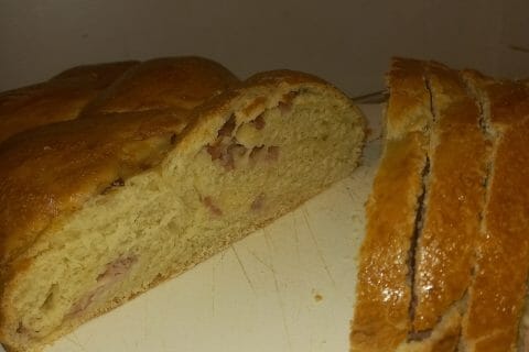 Cliquez pour zoomer ! Brioche salée jambon fromage Thermomix par anneclaire85