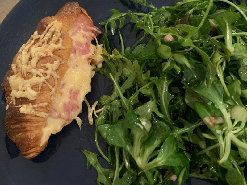 Cliquez pour zoomer ! Croissants au jambon Thermomix par marine_557