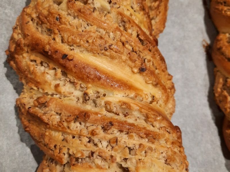 Cliquez pour zoomer ! Brioche tressée aux noisettes Thermomix par fifiani