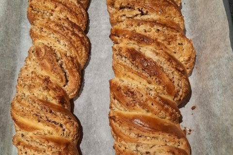 Cliquez pour zoomer ! Brioche tressée aux noisettes Thermomix par fifiani
