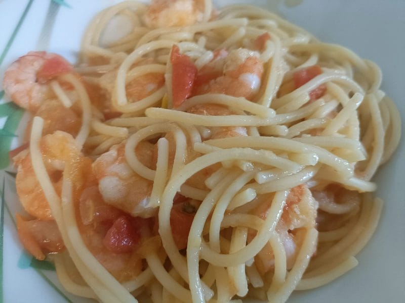 Cliquez pour zoomer ! Spaghettis aux crevettes et à l’ail Thermomix par Tiffany ❣