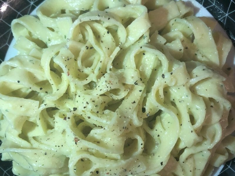 Cliquez pour zoomer ! Farfalle à la crème de courgettes Thermomix par candynery