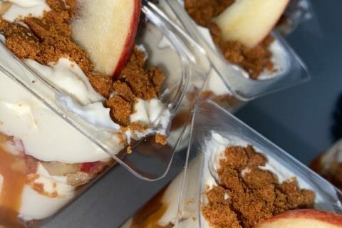 Cliquez pour zoomer ! Tiramisu aux fraises en verrines Thermomix par Morgane.