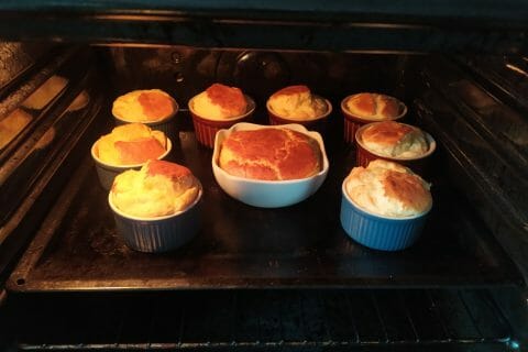 Cliquez pour zoomer ! Soufflé au fromage Thermomix par sonia_1812