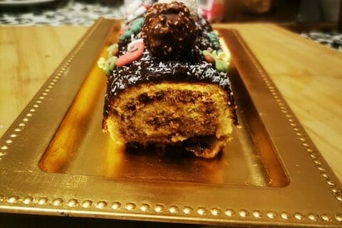 Cliquez pour zoomer ! Bûche Ferrero Rocher Thermomix par zahra_13