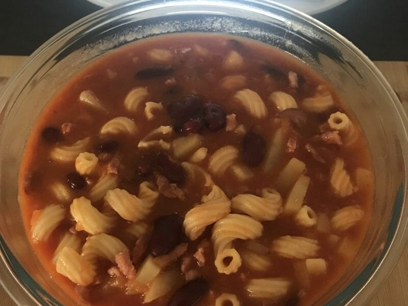 Cliquez pour zoomer ! Soupe aux haricots rouges et coquillettes Thermomix par mama73