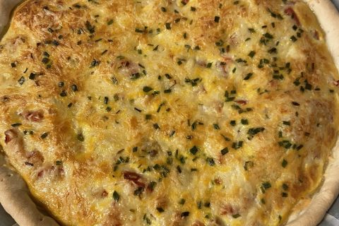 Cliquez pour zoomer ! Tarte au thon, tomate et moutarde Thermomix par elodieg75006