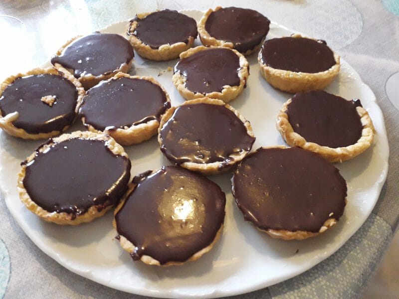 Cliquez pour zoomer ! Tartelettes chocolat et caramel beurre salé Thermomix par kmenbert