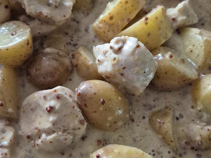 Cliquez pour zoomer ! Filets de poulet, sauce moutarde et pommes de terre Thermomix par lolo0795