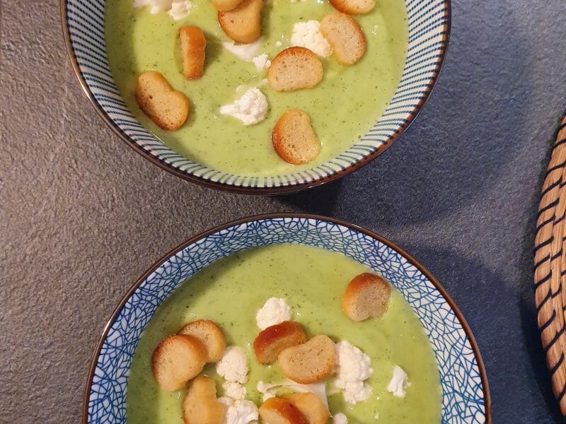 Cliquez pour zoomer ! Velouté de chou-fleur Thermomix par lolo0795