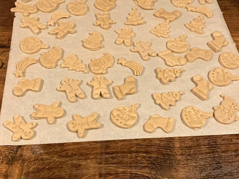 Cliquez pour zoomer ! Bonhommes en pain d’épices Thermomix par juju1986