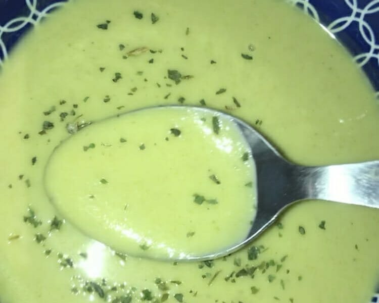 Cliquez pour zoomer ! Velouté de brocoli et feta Thermomix par emnanour