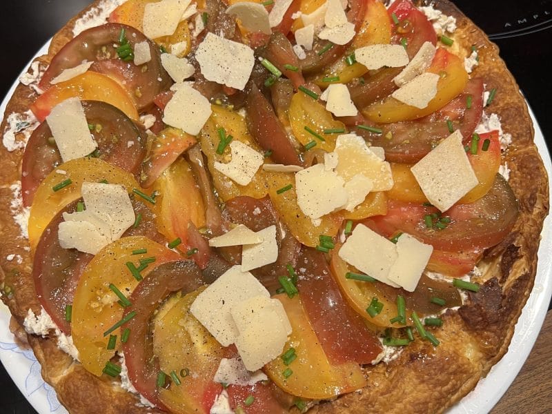 Cliquez pour zoomer ! Tarte feuilletée fromage frais et tomates Thermomix par isapalexis