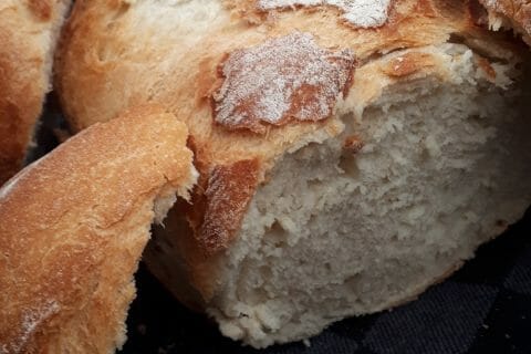 Cliquez pour zoomer ! Pain Cocotte Thermomix par StephanieB