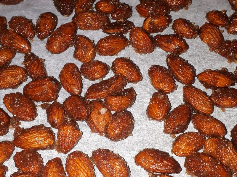 Cliquez pour zoomer ! Amandes grillées à la cannelle et au miel Thermomix par StephanieB