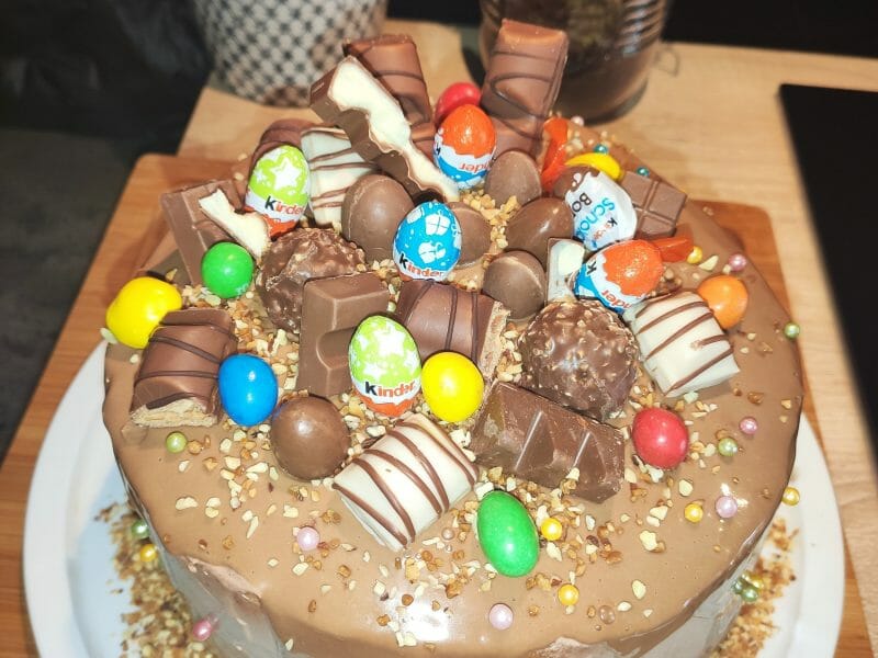 Cliquez pour zoomer ! Layer cake Kinder Bueno Thermomix par c0r4liin3@hotmail.fr