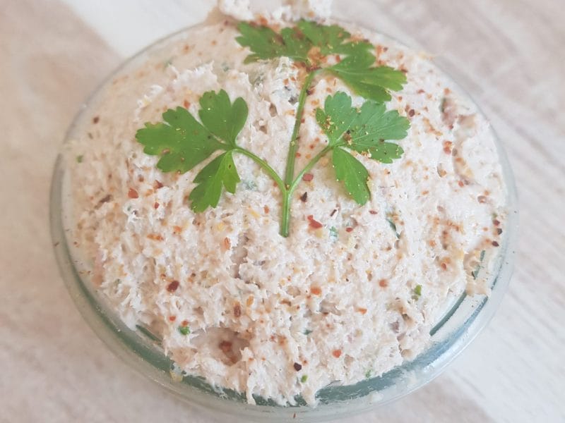 Cliquez pour zoomer ! Rillettes de poulet aux cornichons Thermomix par barbara37220