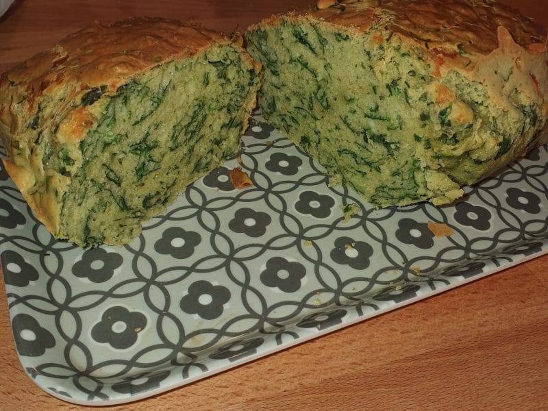 Cliquez pour zoomer ! Cake aux épinards, mozzarella et pesto Thermomix par mariepel24