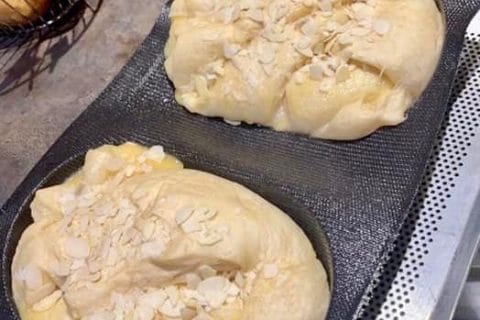 Cliquez pour zoomer ! Brioche à la crème d’amande Thermomix par louna256