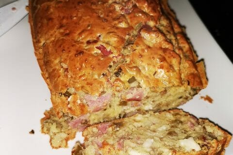 Cliquez pour zoomer ! Cake salé jambon fromage et olives Thermomix par karwen
