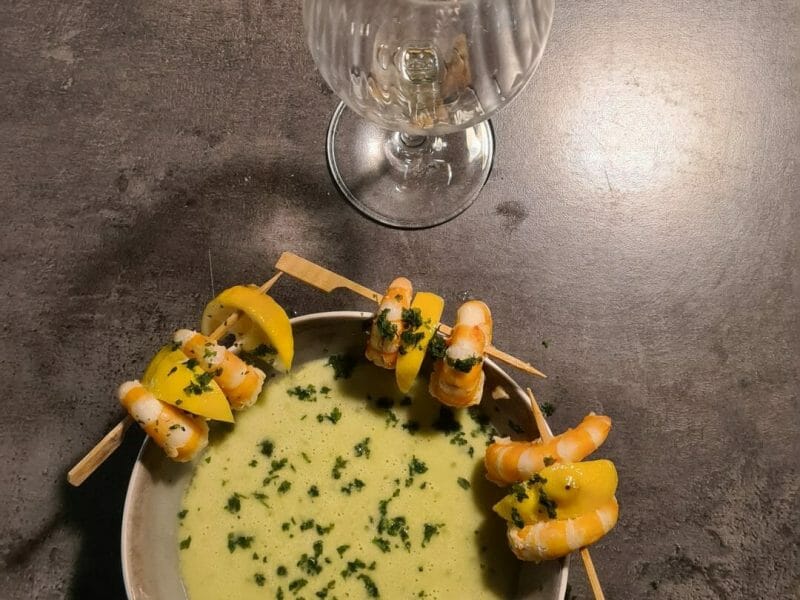 Cliquez pour zoomer ! Soupe de concombre et crevettes marinées au citron Thermomix par christine_239
