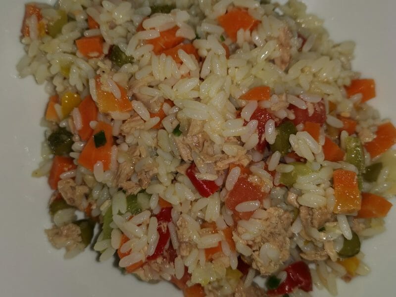 Cliquez pour zoomer ! Salade de riz au thon et aux légumes croquants Thermomix par mataud