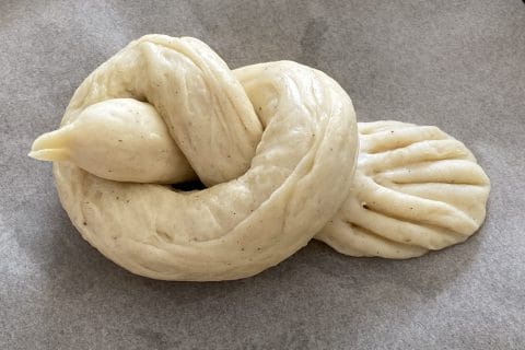 Cliquez pour zoomer ! Briochettes colombes Thermomix par Mary-Dory