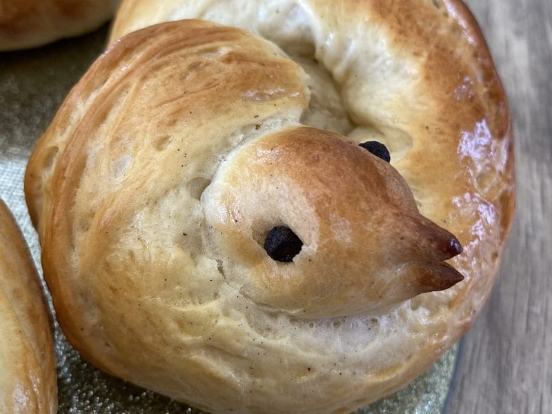 Cliquez pour zoomer ! Briochettes colombes Thermomix par Mary-Dory