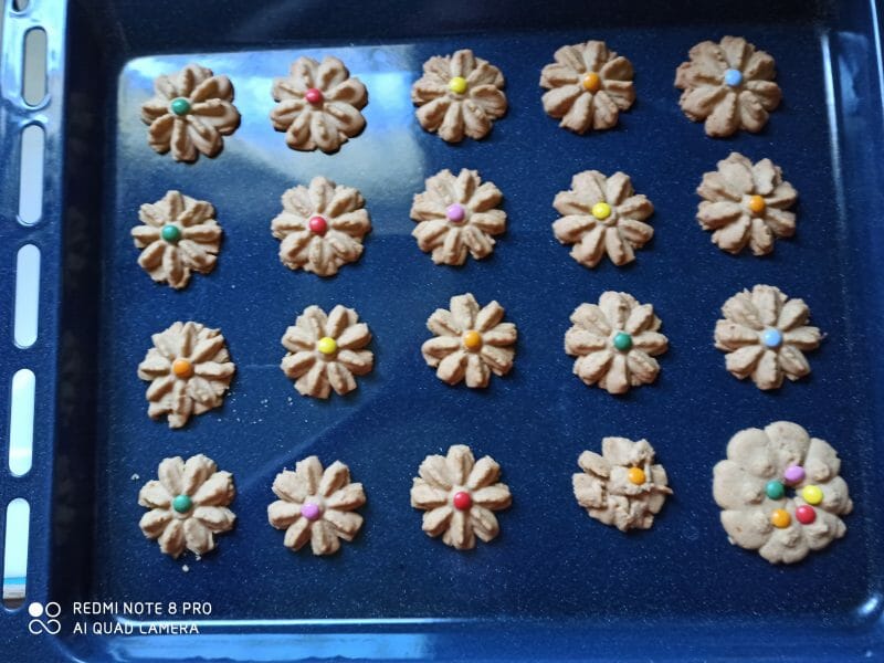 Cliquez pour zoomer ! Sablés à la presse à biscuits Thermomix par Corinelapetitecoco