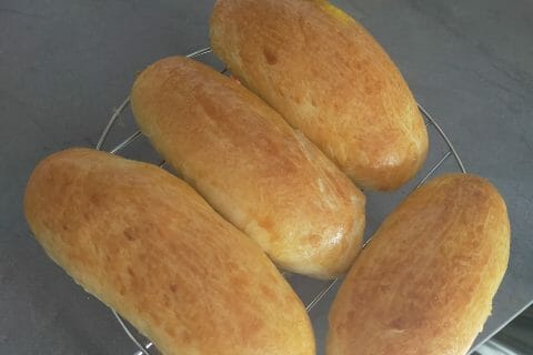 Cliquez pour zoomer ! Pain à hot-dog Thermomix par Marguerite.04